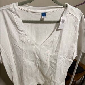 NWT Old Navy White Vintage Tee with Blue Tag